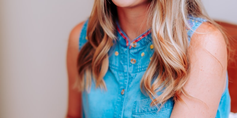 阿根廷国家足球队梅西带领球队训练备战2026世界杯的球场照片